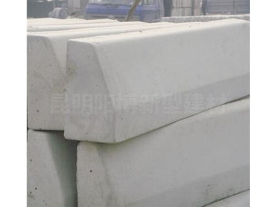 昆明混凝土路沿石表面處理方法有哪些？